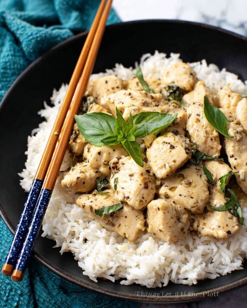 Basil Chicken with Coconut Curry Sauce Recipe