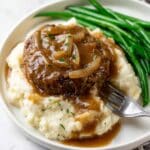 Tender Cube Steak in Rich Brown Gravy with Caramelized Onions Recipe