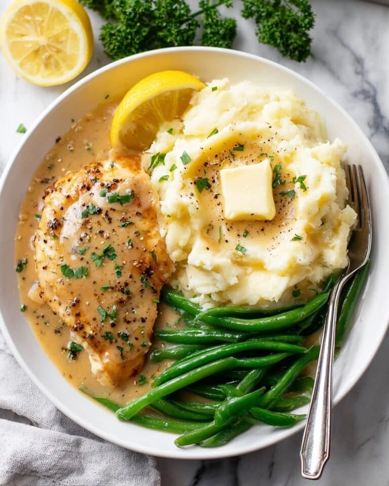 Chicken in White Wine Sauce with Lemon, Parmesan, and Cream Recipe